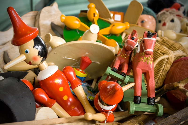 Your Guide to Responsible Packaging and Cardboard Disposal
